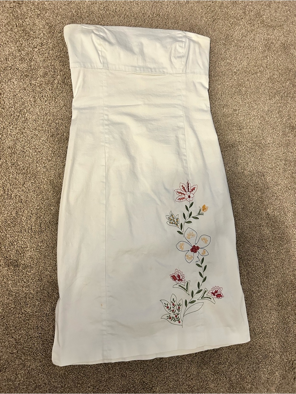 White Strapless Pencil Skirt with Floral Embroidery